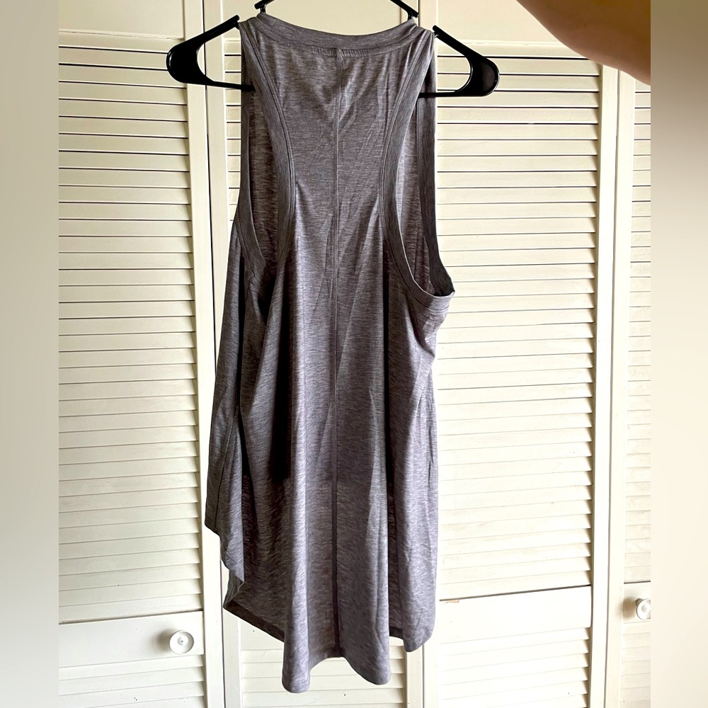 Athleta workout shirt XS